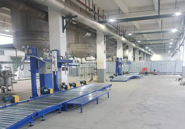 全自動(dòng)液體灌裝機(jī)-QGB-1200L2灌裝線(xiàn)